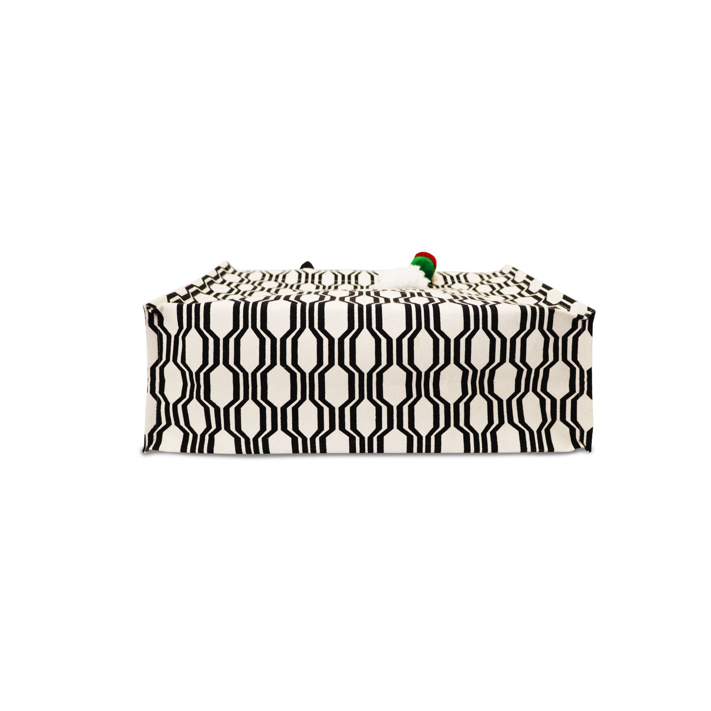 URBAN RHYTHM TOTE: STRUCTURED STYLE WITH A TWIST