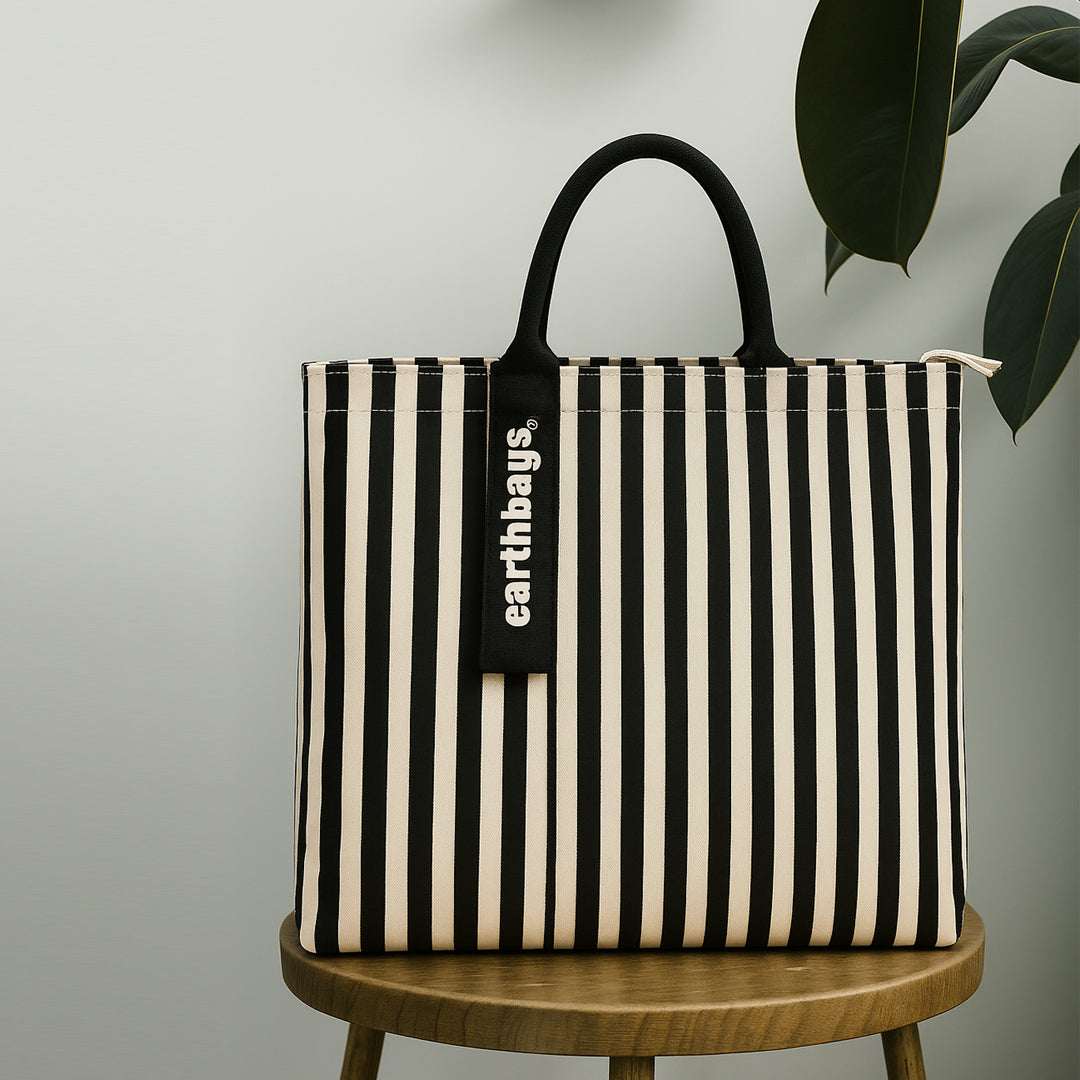 EFFORTLESS STRIPES: CANVAS ZIPPER TOTE