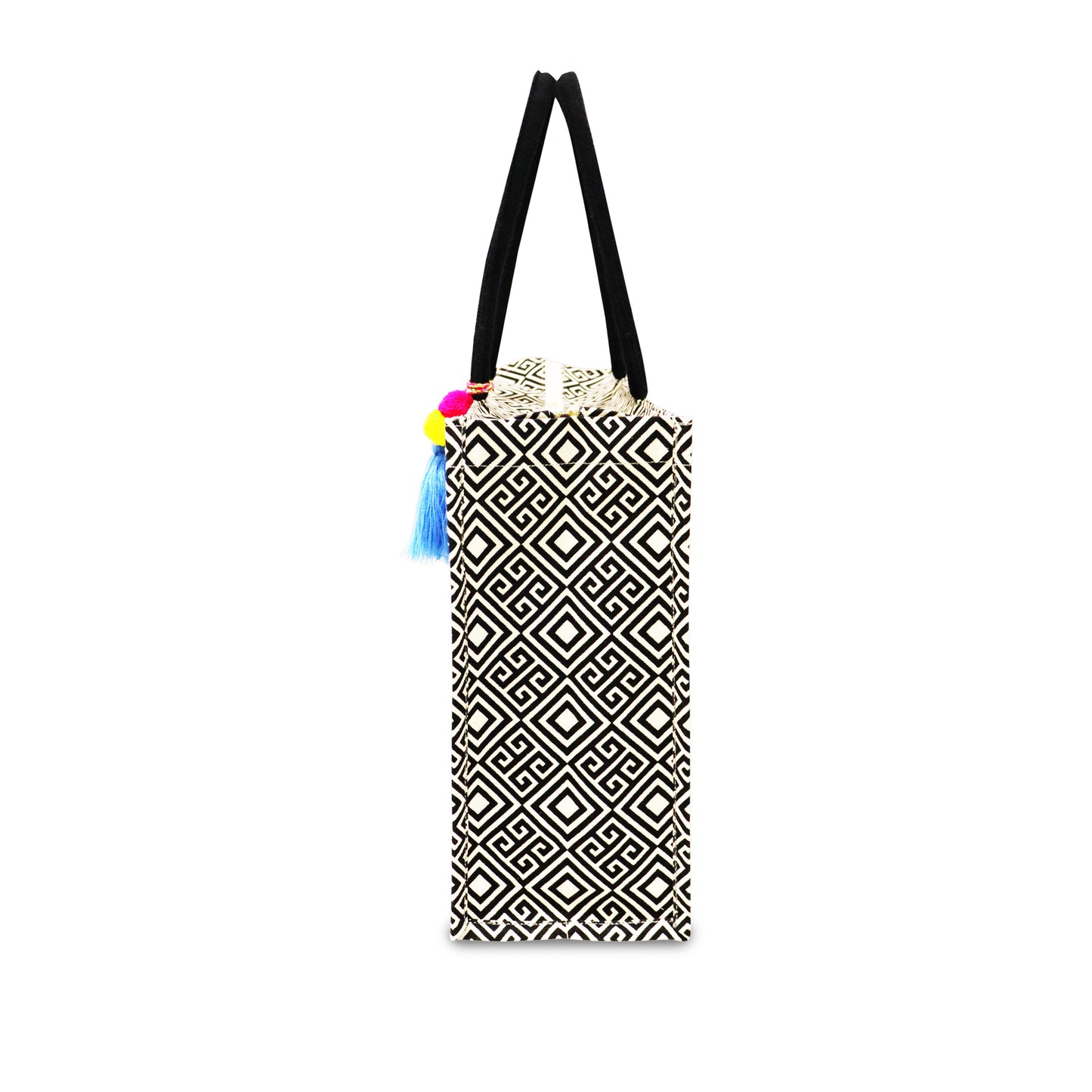 METRO GRID CANVAS BAG : BOLD GEOMETRY. EVERYDAY FUNCTION.