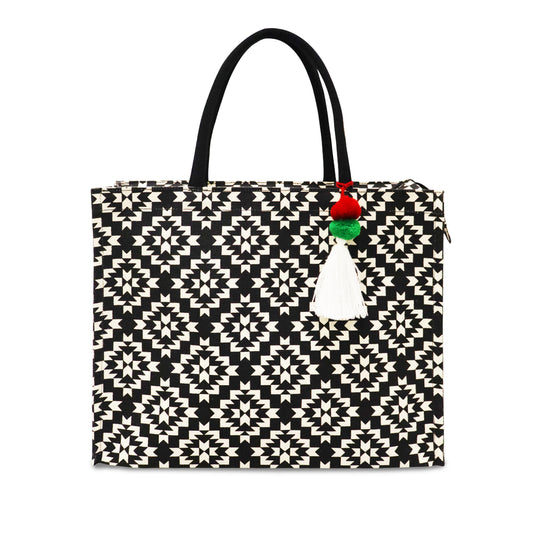 TIMELESS DIAMOND SHOPPING BAG CLASSIC PATTERN. CONTEMPORARY UTILITY