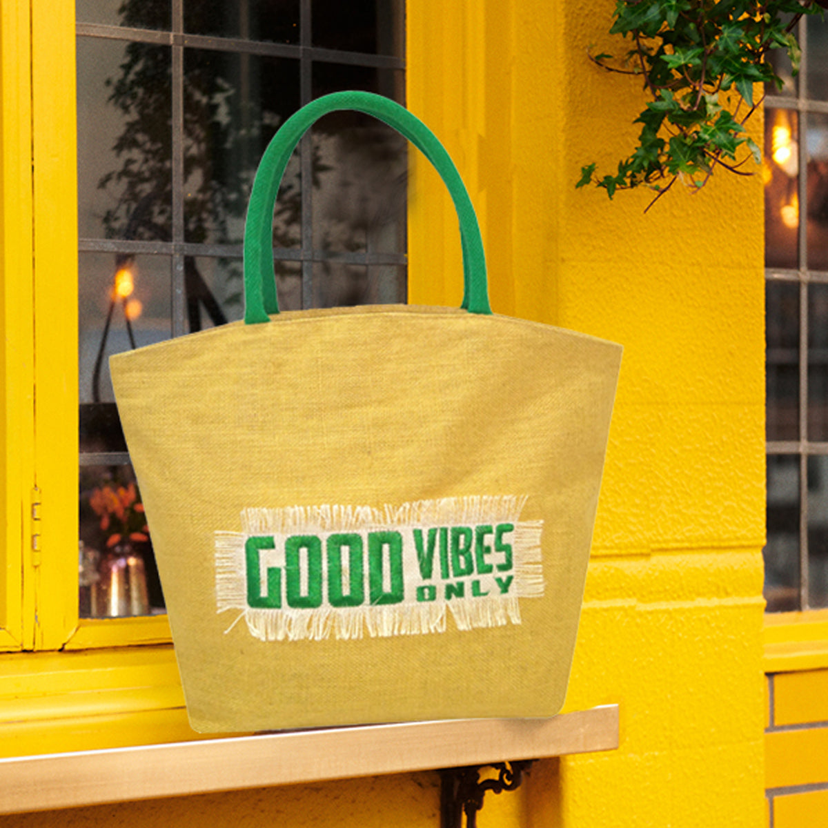 GOOD VIBES ONLY JUTE BAG